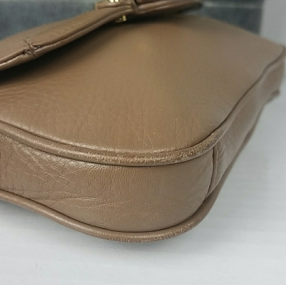 Tory Burch Amanda Crossbody Purse - Picture 4 of 8